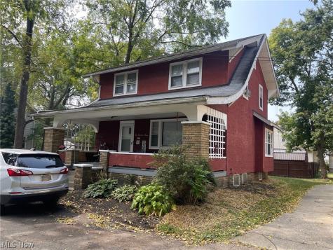607 Rosemont Court NW Canton OH 44708