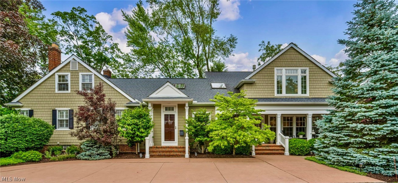 385 Longbeach Bay Village OH 44140