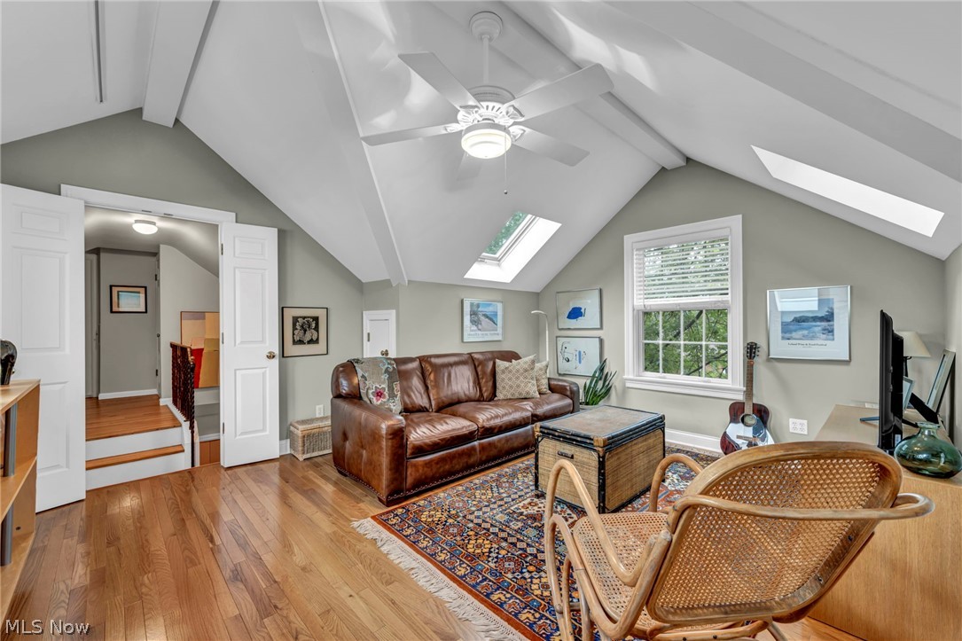 385 Longbeach Bay Village OH 44140