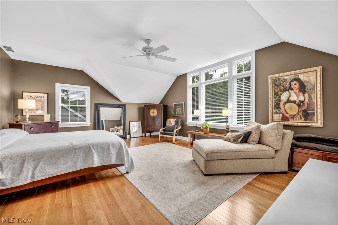 385 Longbeach Bay Village OH 44140