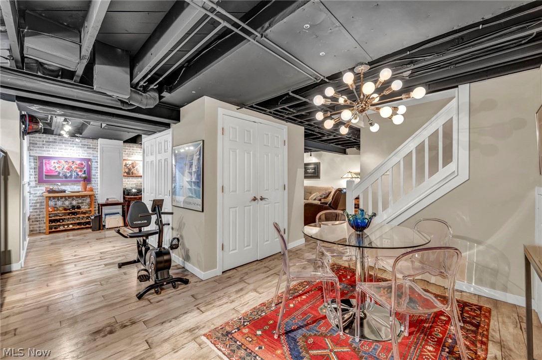 385 Longbeach Bay Village OH 44140