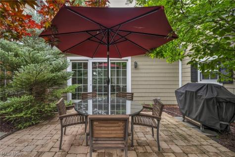 385 Longbeach Bay Village OH 44140
