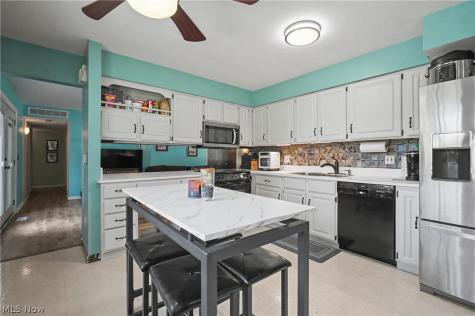3854 Surfside Circle Aurora OH 44202