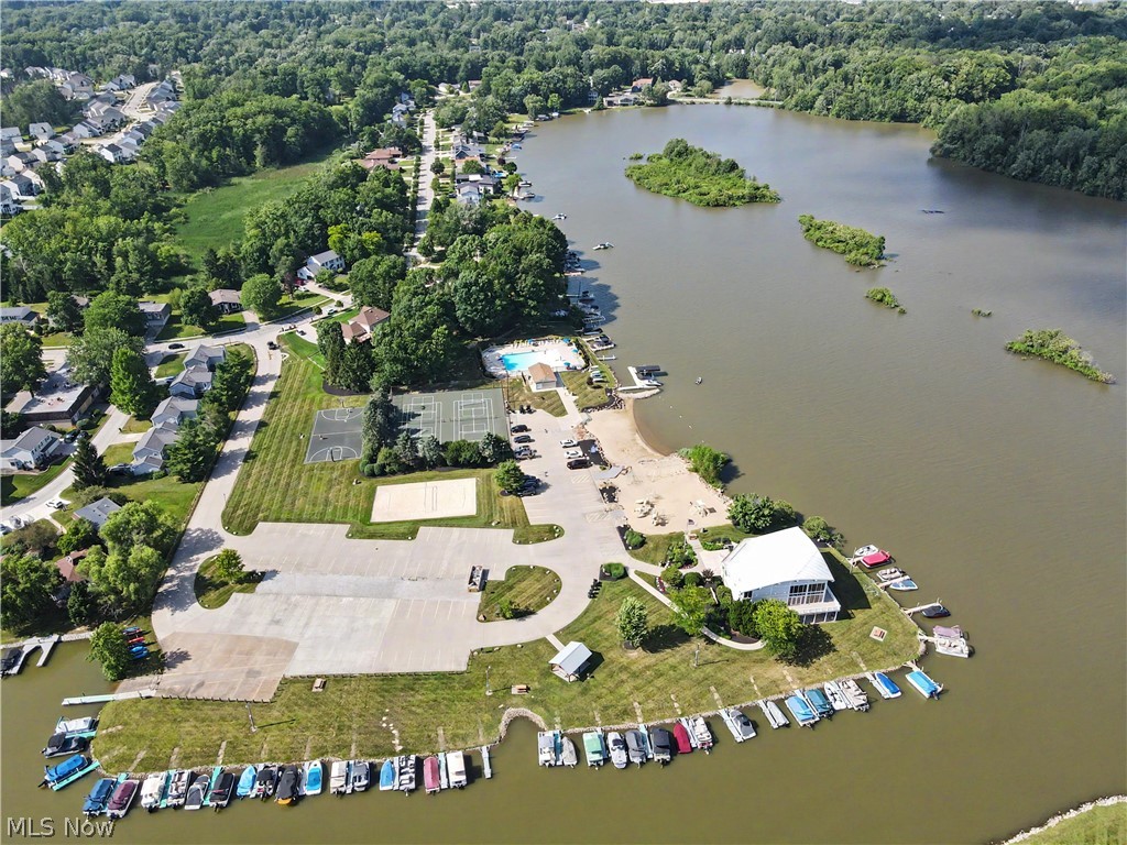 3854 Surfside Circle Aurora OH 44202