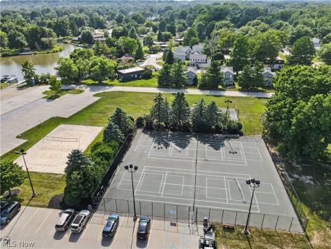 3854 Surfside Circle Aurora OH 44202