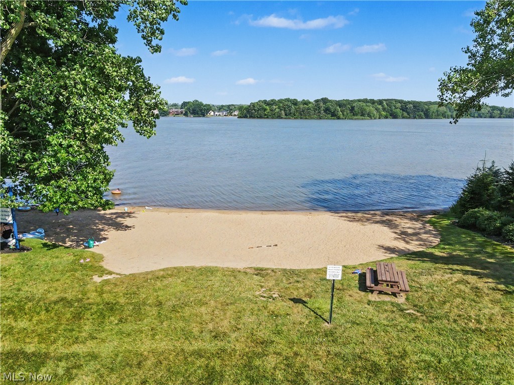 3854 Surfside Circle Aurora OH 44202