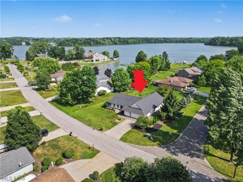 3854 Surfside Circle Aurora OH 44202