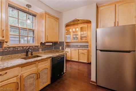 3675 Avalon Road Shaker Heights OH 44120