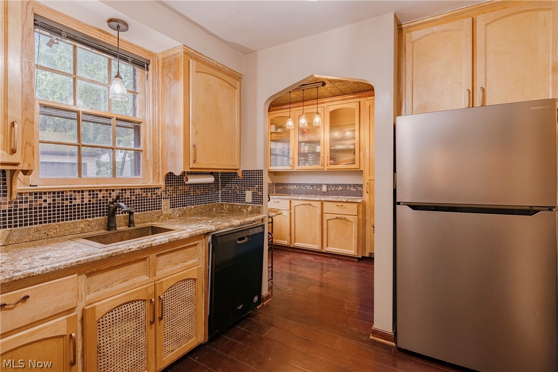 3675 Avalon Road Shaker Heights OH 44120