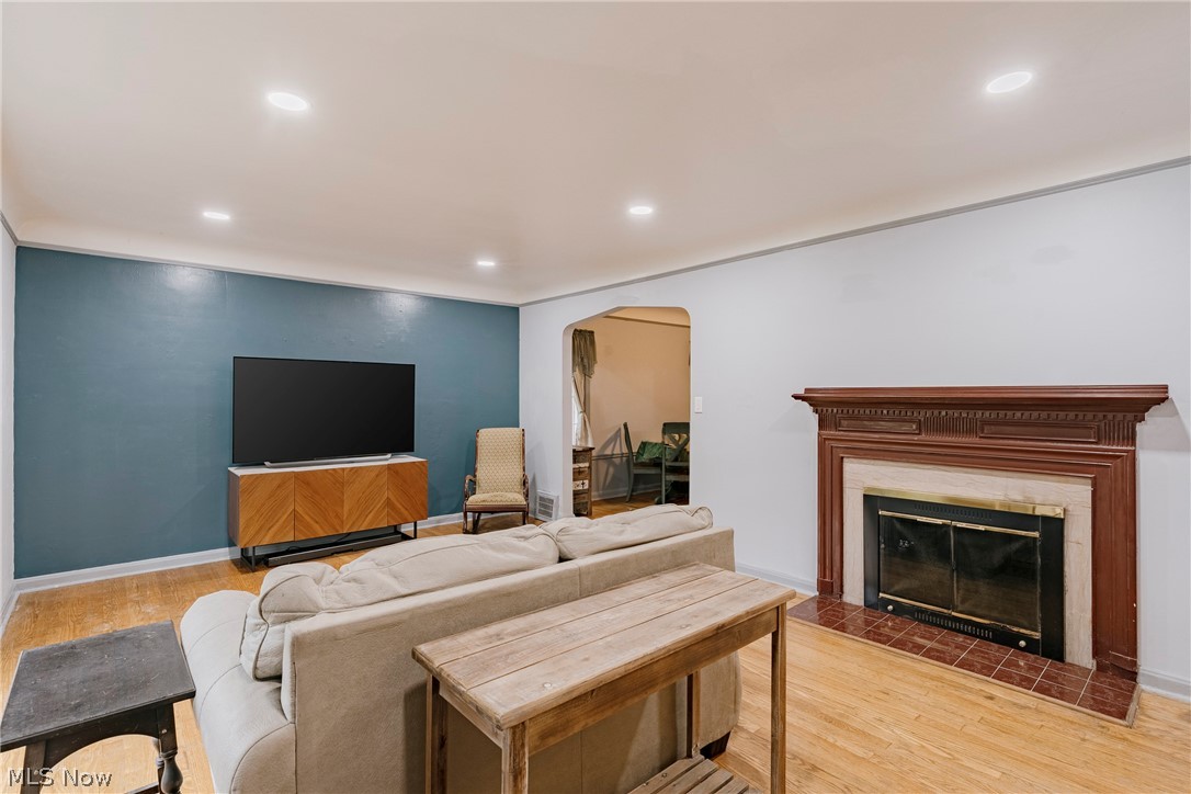 3675 Avalon Road Shaker Heights OH 44120