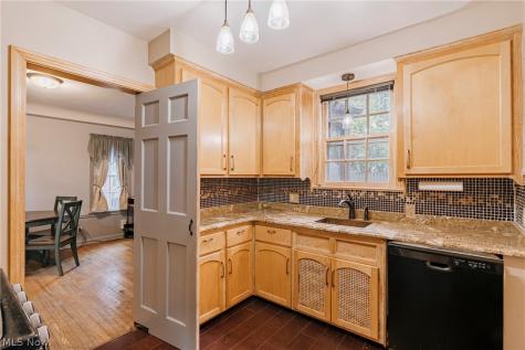 3675 Avalon Road Shaker Heights OH 44120