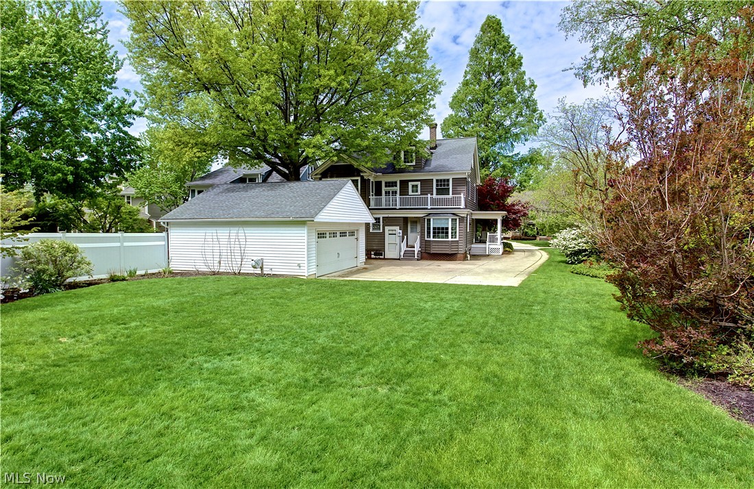17313 Riverway Drive Lakewood OH 44107