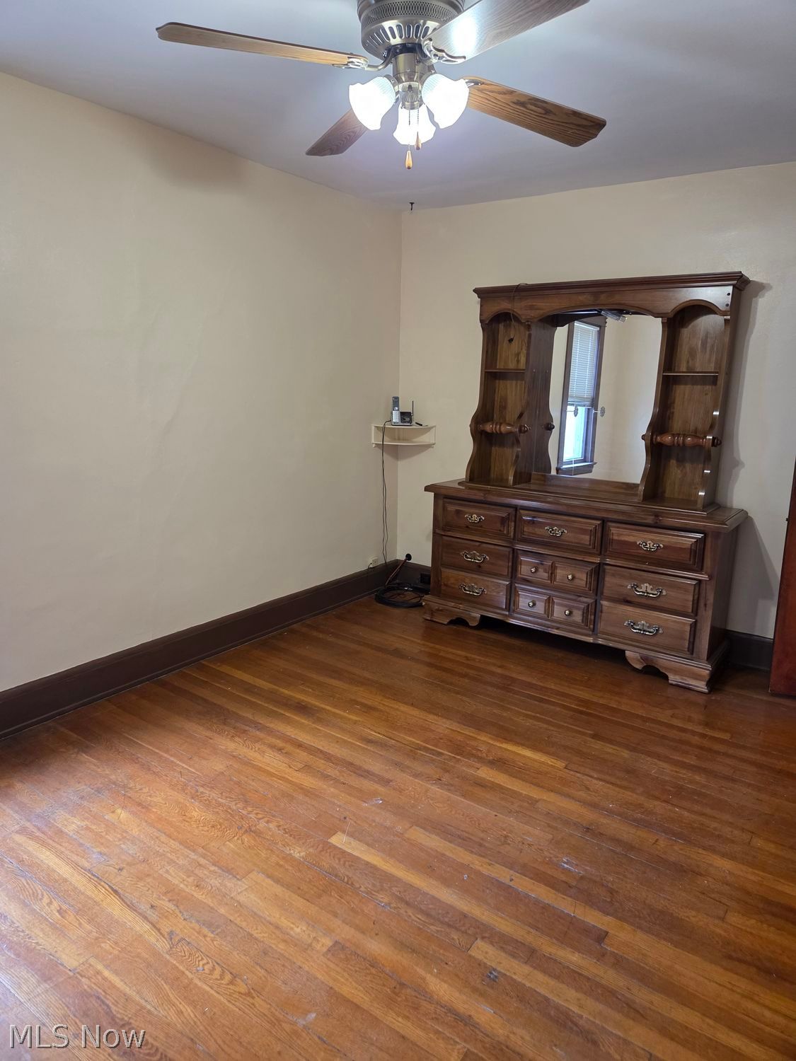 1524 Lauderdale Avenue Lakewood OH 44107