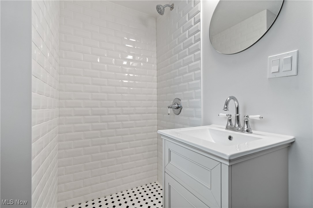 6701 Westview Drive Brecksville OH 44141