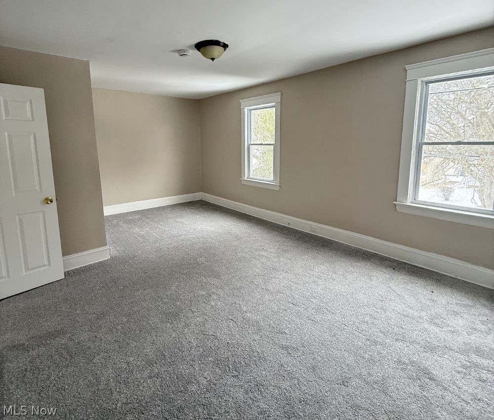 16902 Langly Avenue Cleveland OH 44128