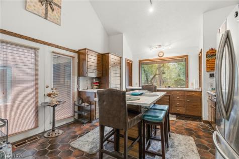 8810 Blossom Circle NW Massillon OH 44646