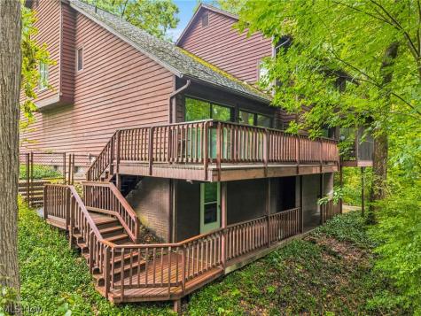 8810 Blossom Circle NW Massillon OH 44646