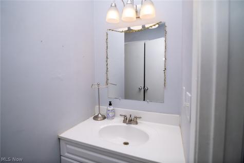 604 Pine Valley Drive Steubenville OH 43953