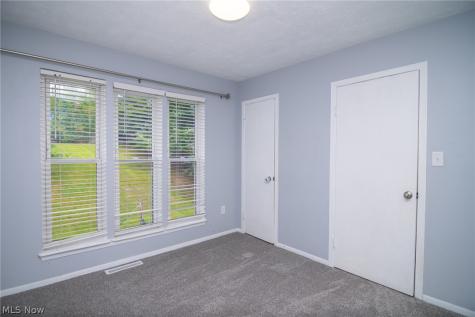 604 Pine Valley Drive Steubenville OH 43953
