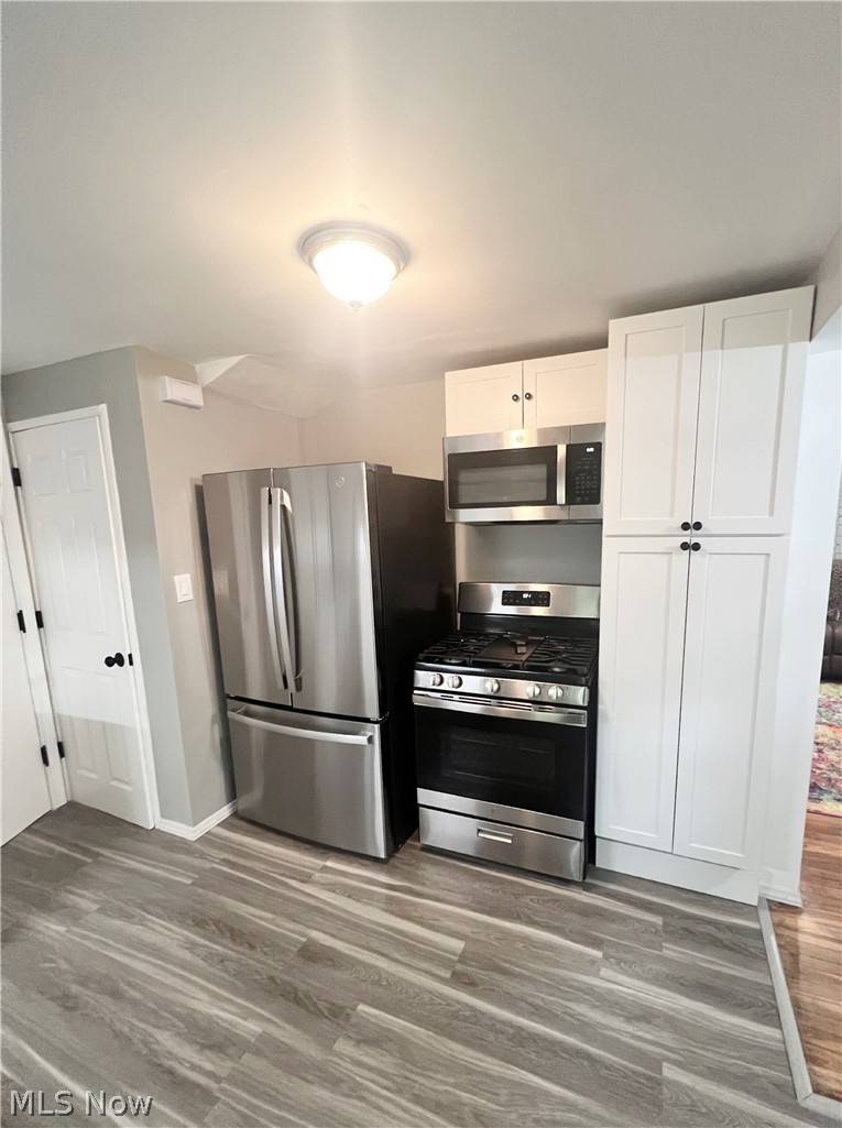 19106 Lanbury Avenue Warrensville Heights OH 44122