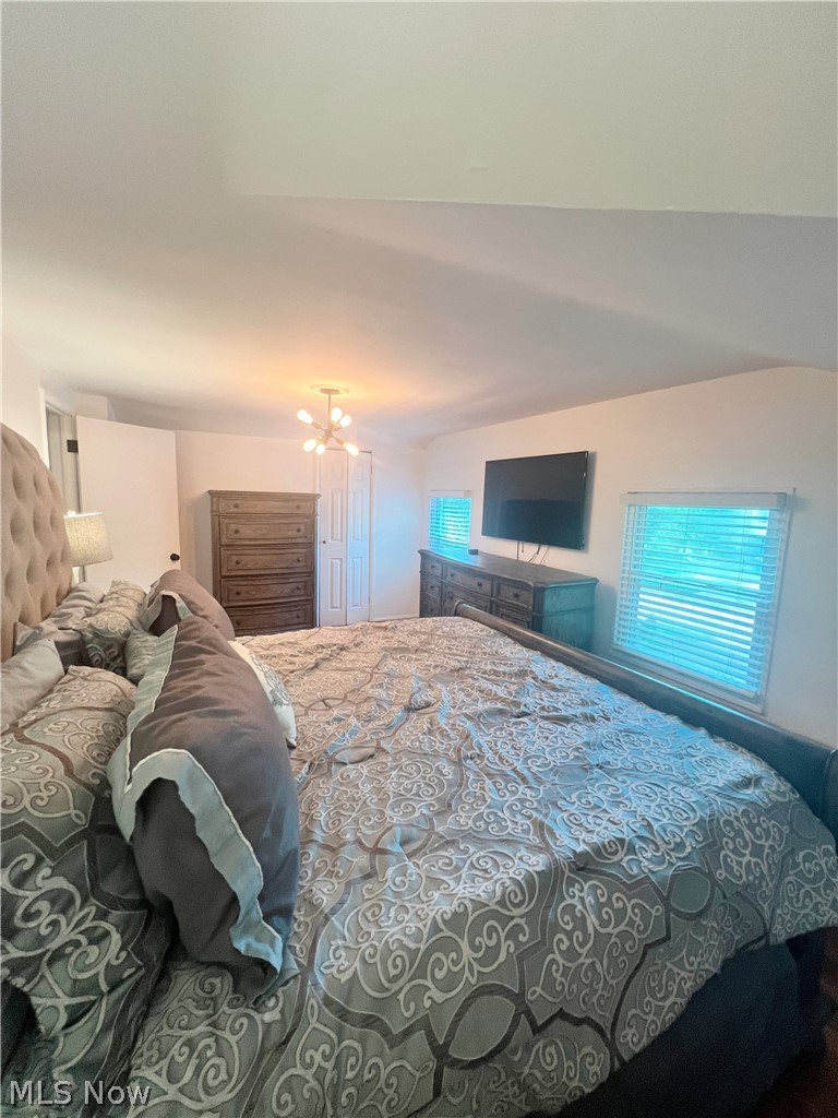 19106 Lanbury Avenue Warrensville Heights OH 44122