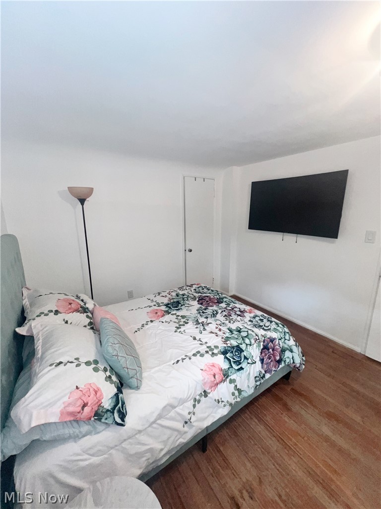 19106 Lanbury Avenue Warrensville Heights OH 44122