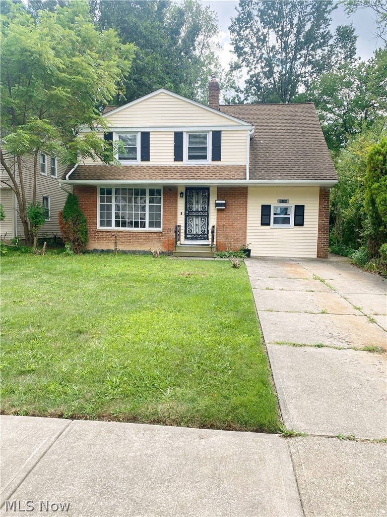 19106 Lanbury Avenue Warrensville Heights OH 44122