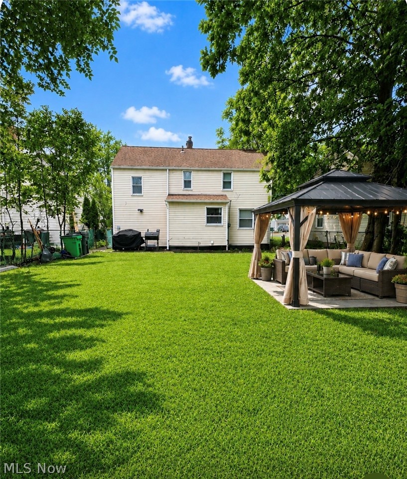 19106 Lanbury Avenue Warrensville Heights OH 44122