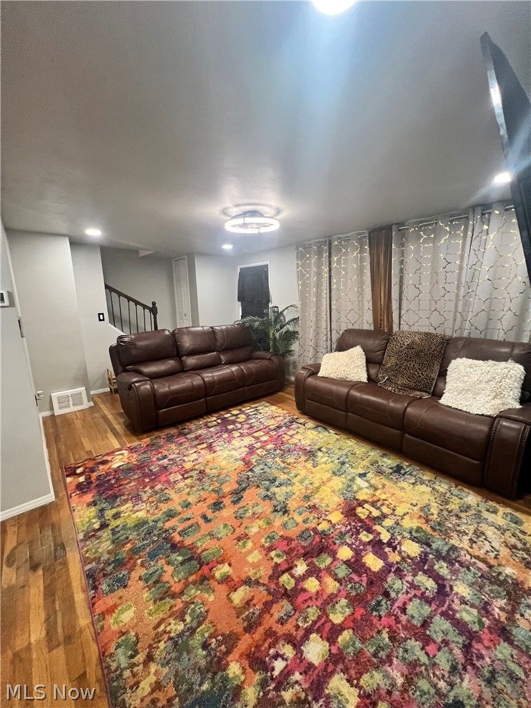 19106 Lanbury Avenue Warrensville Heights OH 44122