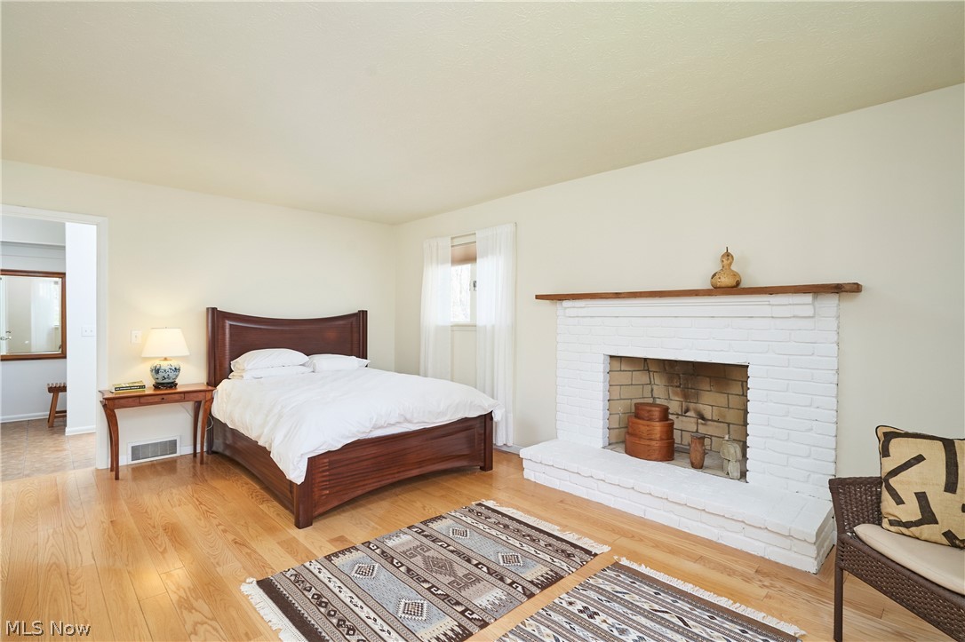 14125 Country River Lane Newbury OH 44065