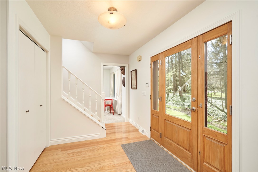 14125 Country River Lane Newbury OH 44065
