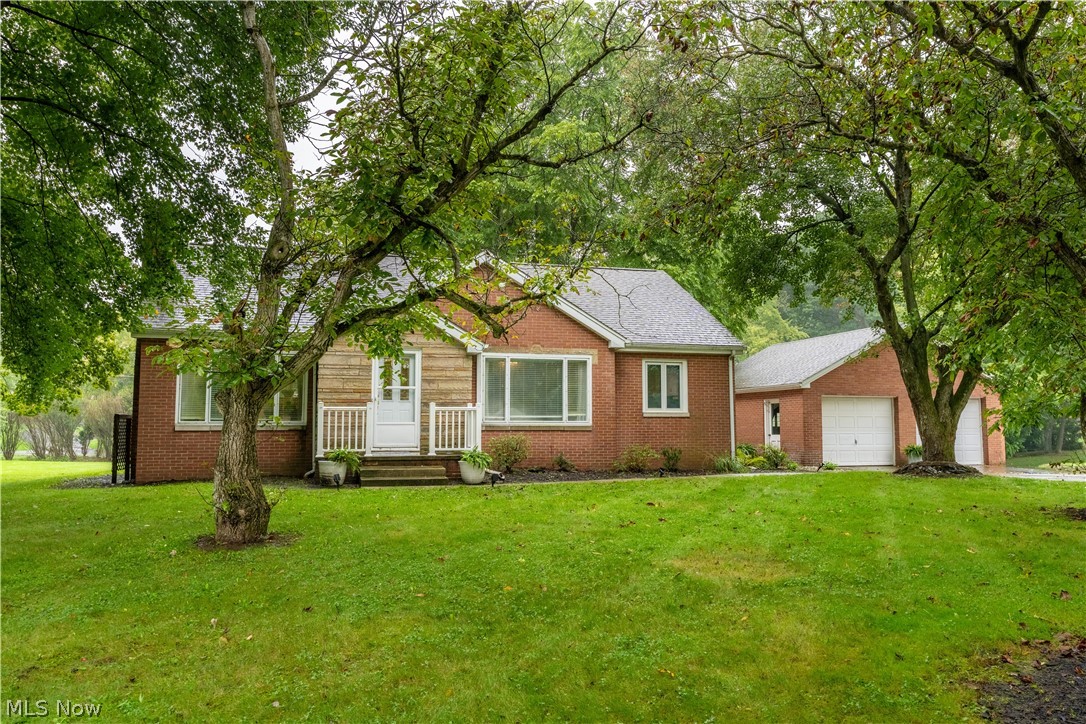 5815 Glyn Drive NW North Canton OH 44720