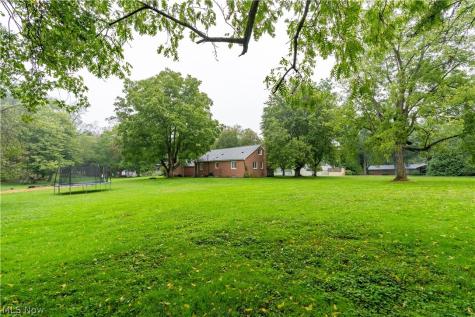 5815 Glyn Drive NW North Canton OH 44720