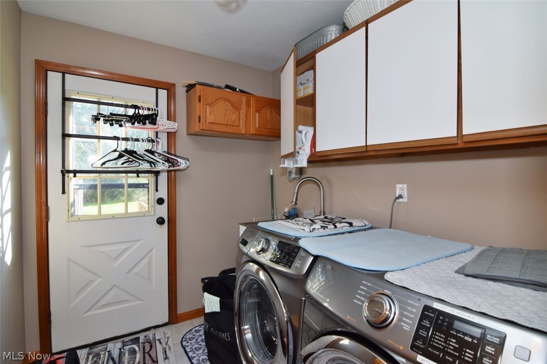 14455 Newton Road Middleburg Heights OH 44130