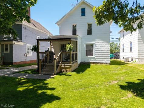 159 N Lyman Street Wadsworth OH 44281