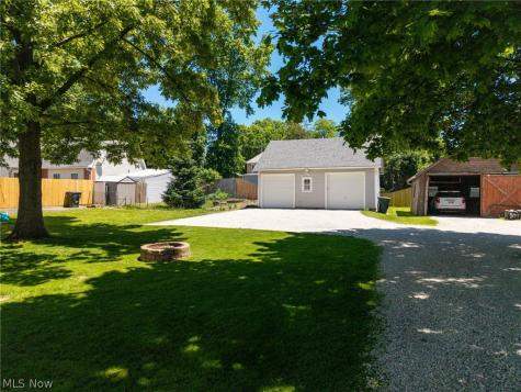 159 N Lyman Street Wadsworth OH 44281
