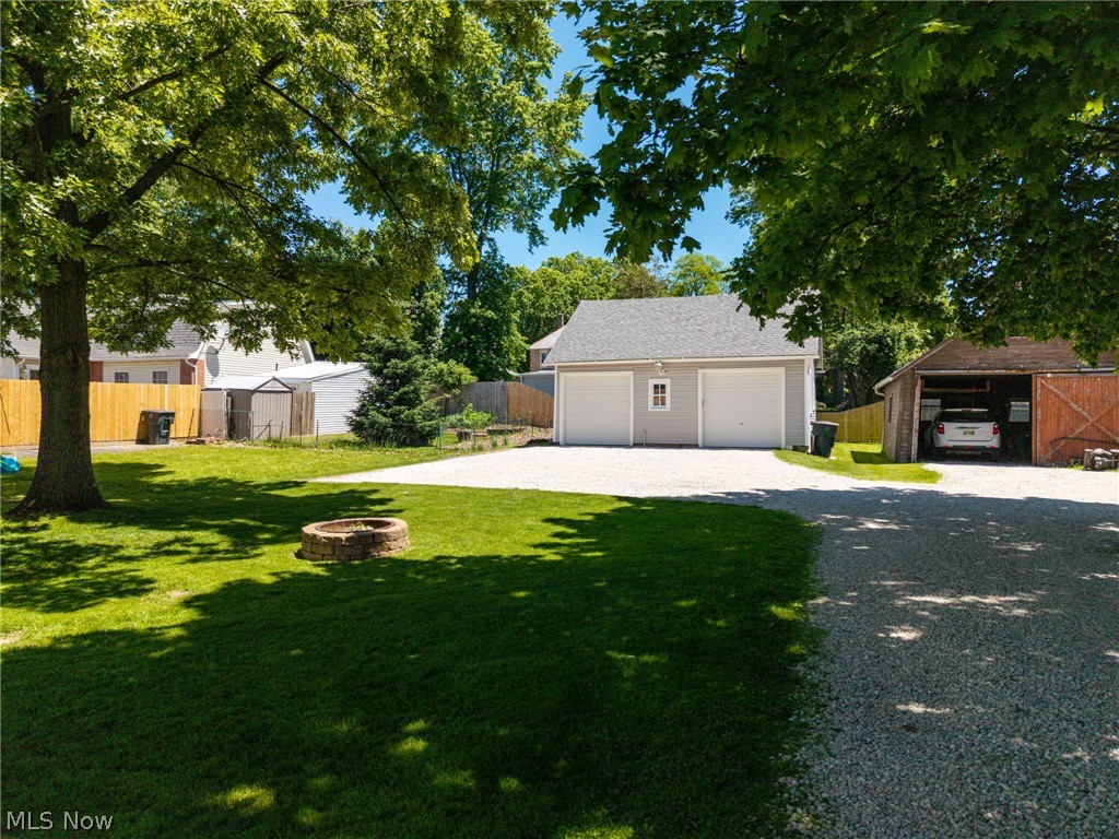 159 N Lyman Street Wadsworth OH 44281