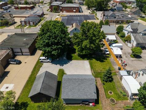 159 N Lyman Street Wadsworth OH 44281