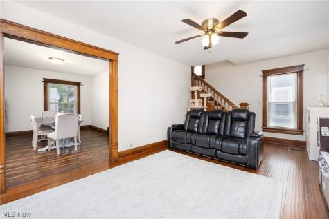 159 N Lyman Street Wadsworth OH 44281
