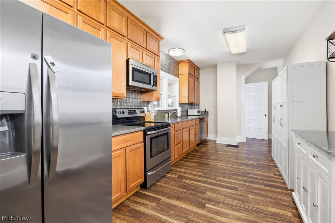 159 N Lyman Street Wadsworth OH 44281