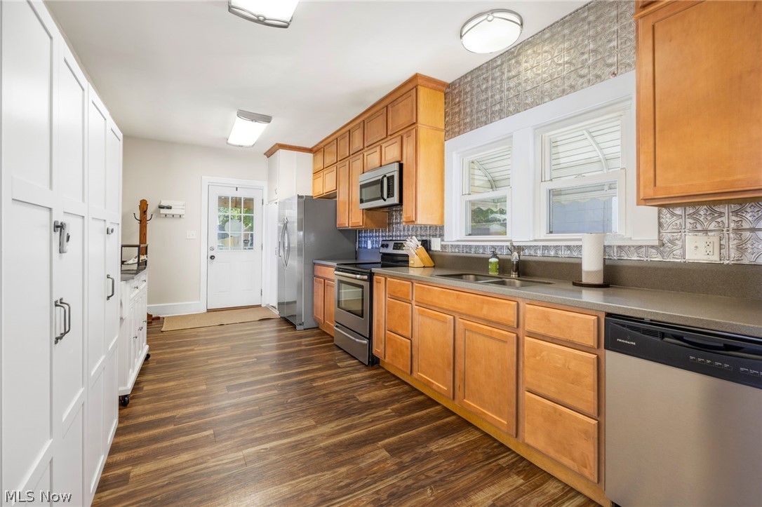 159 N Lyman Street Wadsworth OH 44281