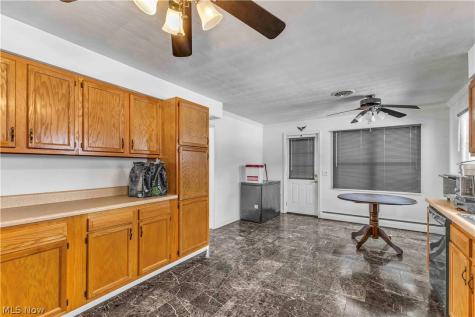 6624 Ronjoy Place Youngstown OH 44512
