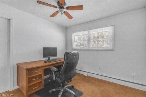 6624 Ronjoy Place Youngstown OH 44512