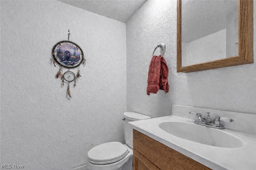 6624 Ronjoy Place Youngstown OH 44512