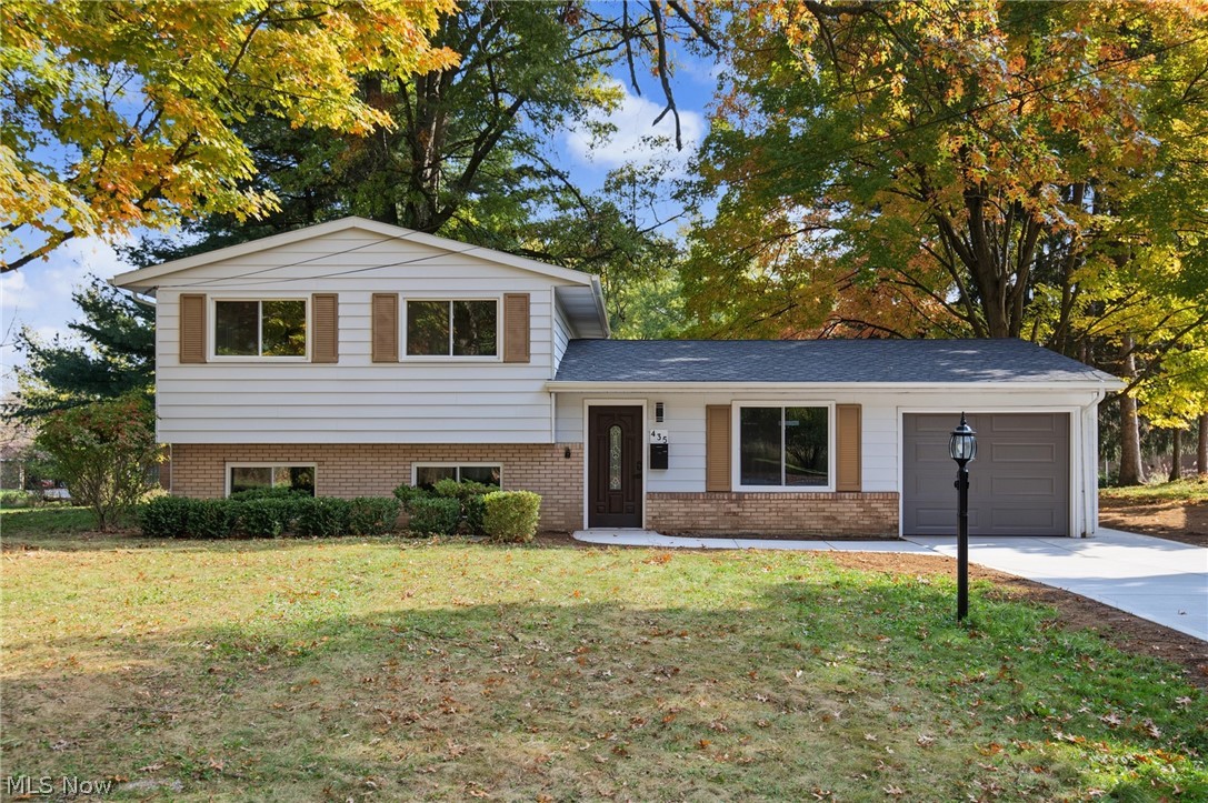 435 S Hillside Drive Canfield OH 44406