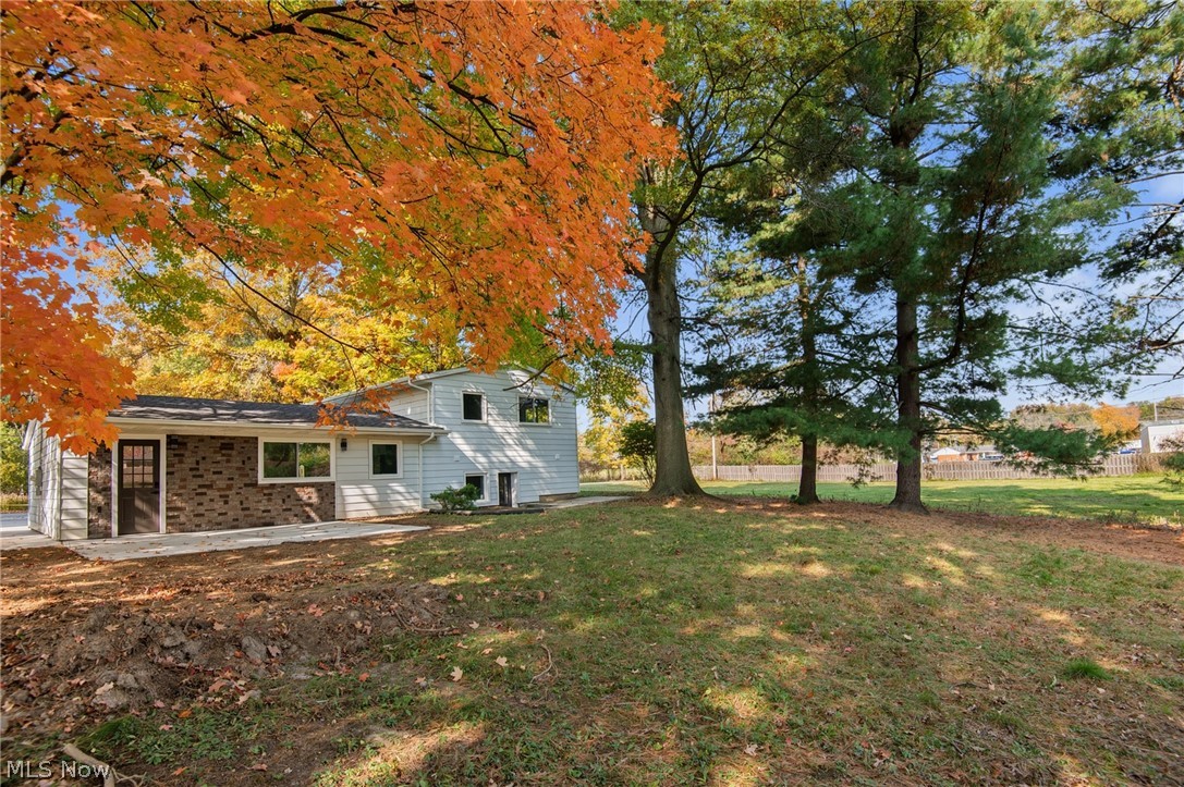 435 S Hillside Drive Canfield OH 44406