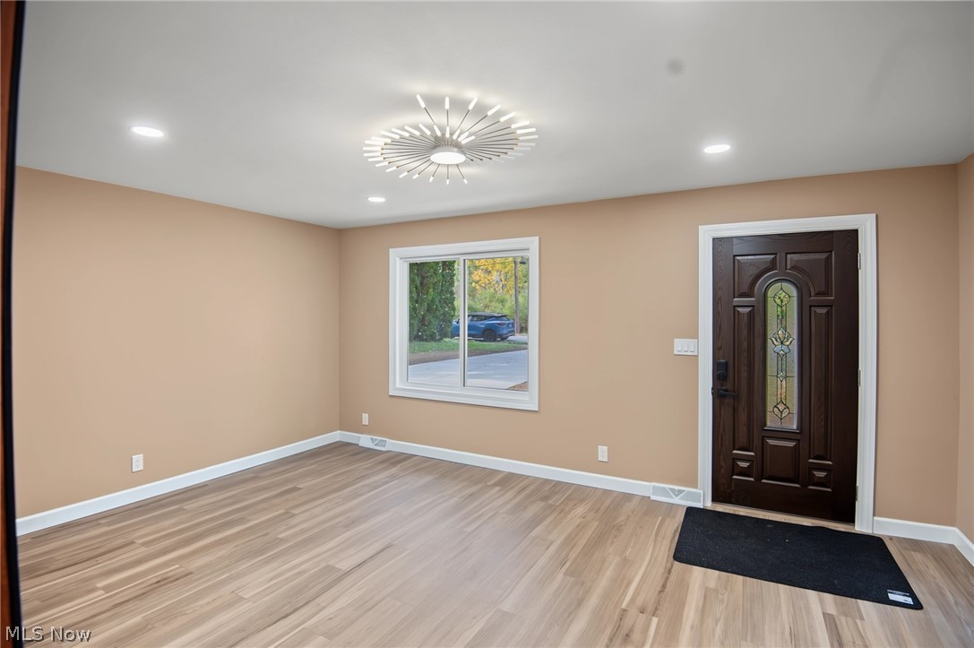435 S Hillside Drive Canfield OH 44406