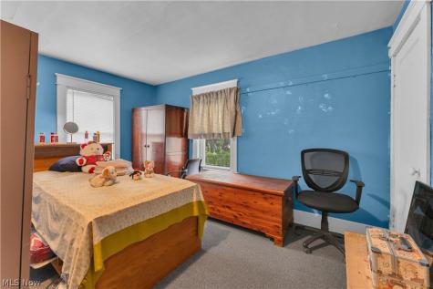 601 Ann Avenue Niles OH 44446
