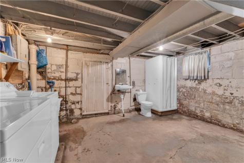 601 Ann Avenue Niles OH 44446