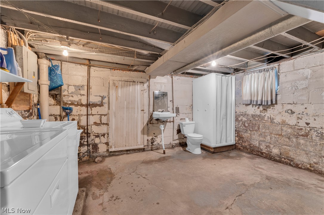 601 Ann Avenue Niles OH 44446